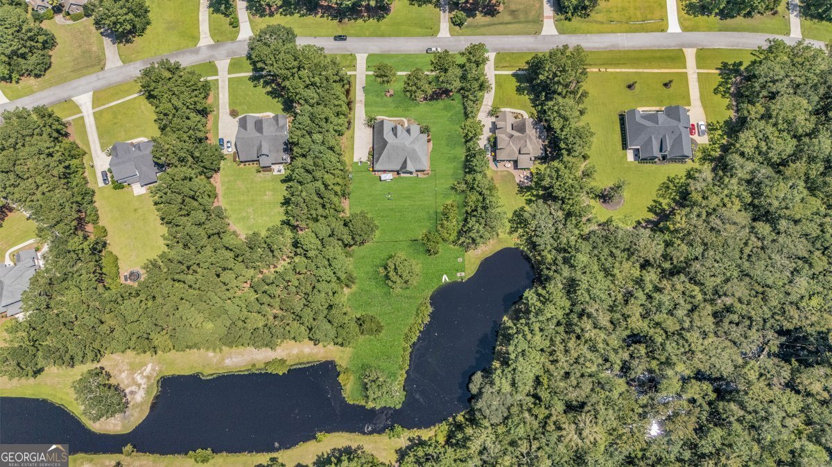 382 Savannah Road Richmond Hill GA 31324