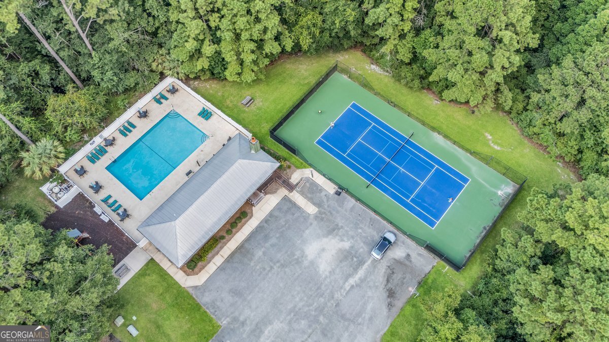 382 Savannah Road Richmond Hill GA 31324