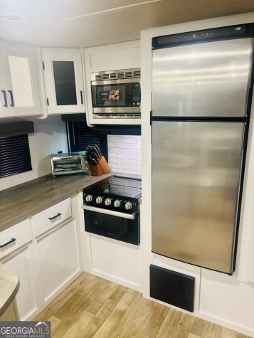 95 Hill Crest Court Cleveland GA 30528