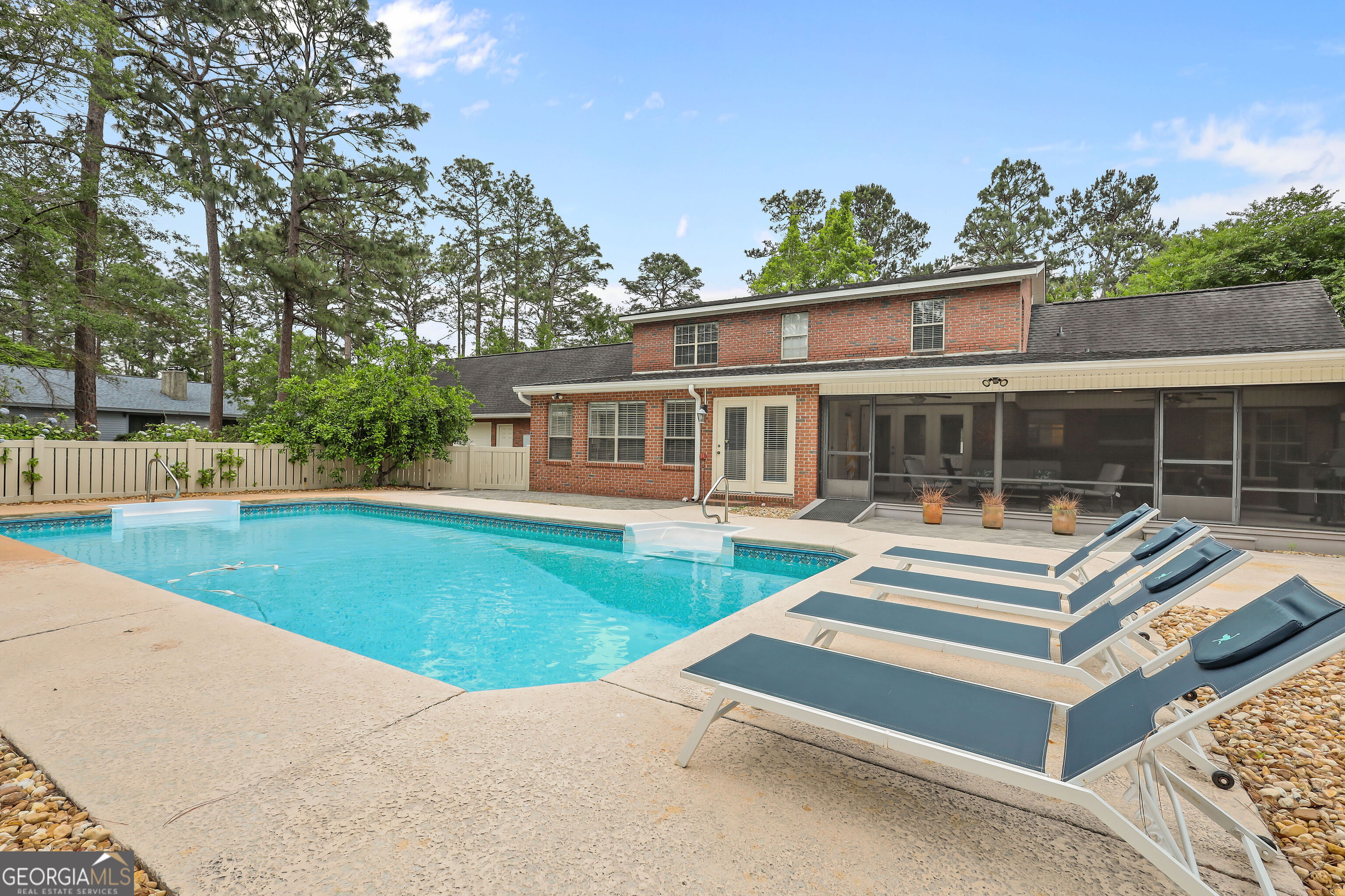 8 N Bogey Drive Jesup GA 31546