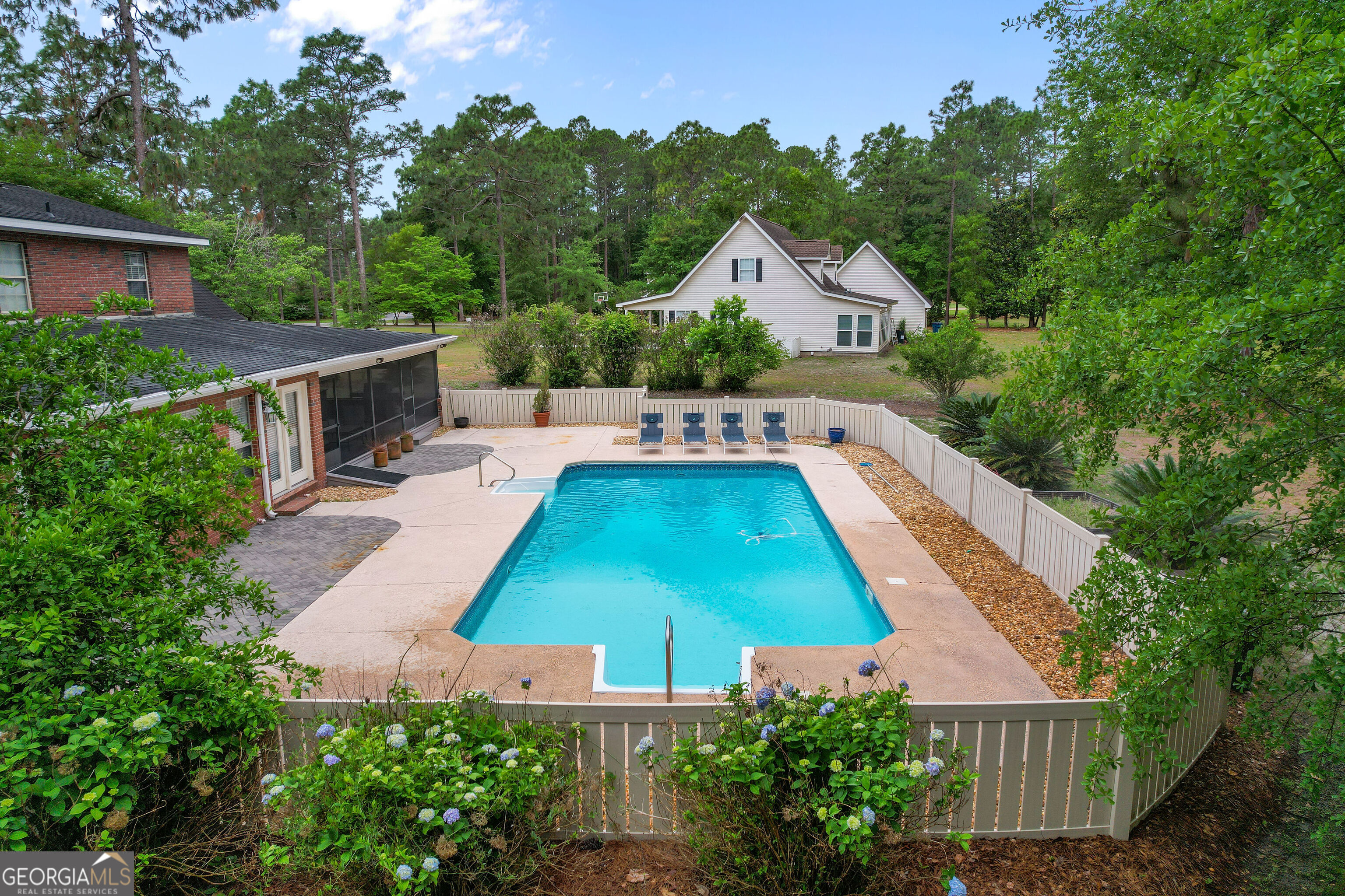 8 N Bogey Drive Jesup GA 31546