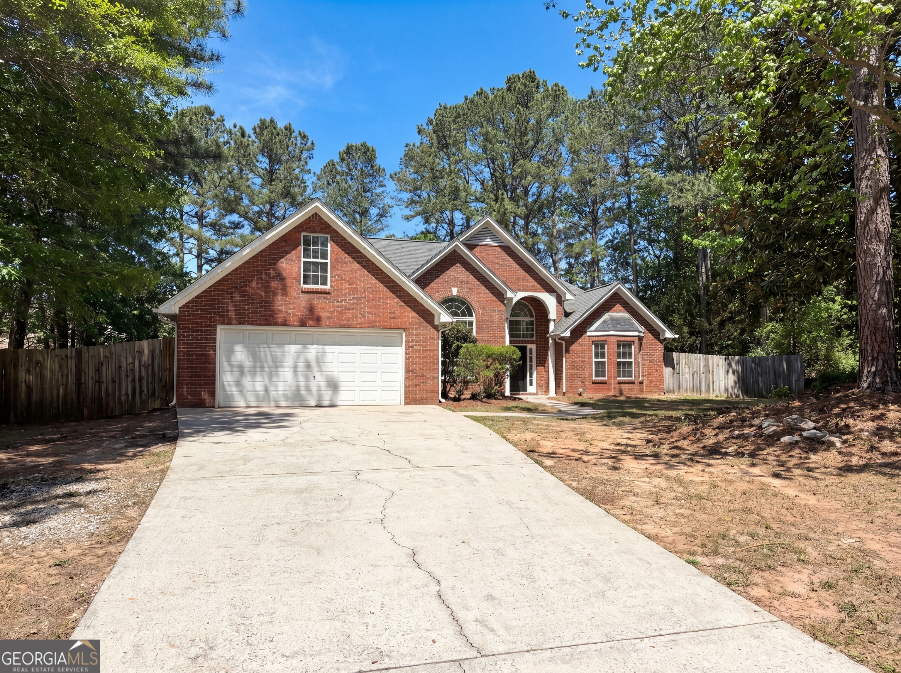 335 Hunters Glen Fayetteville GA 30215