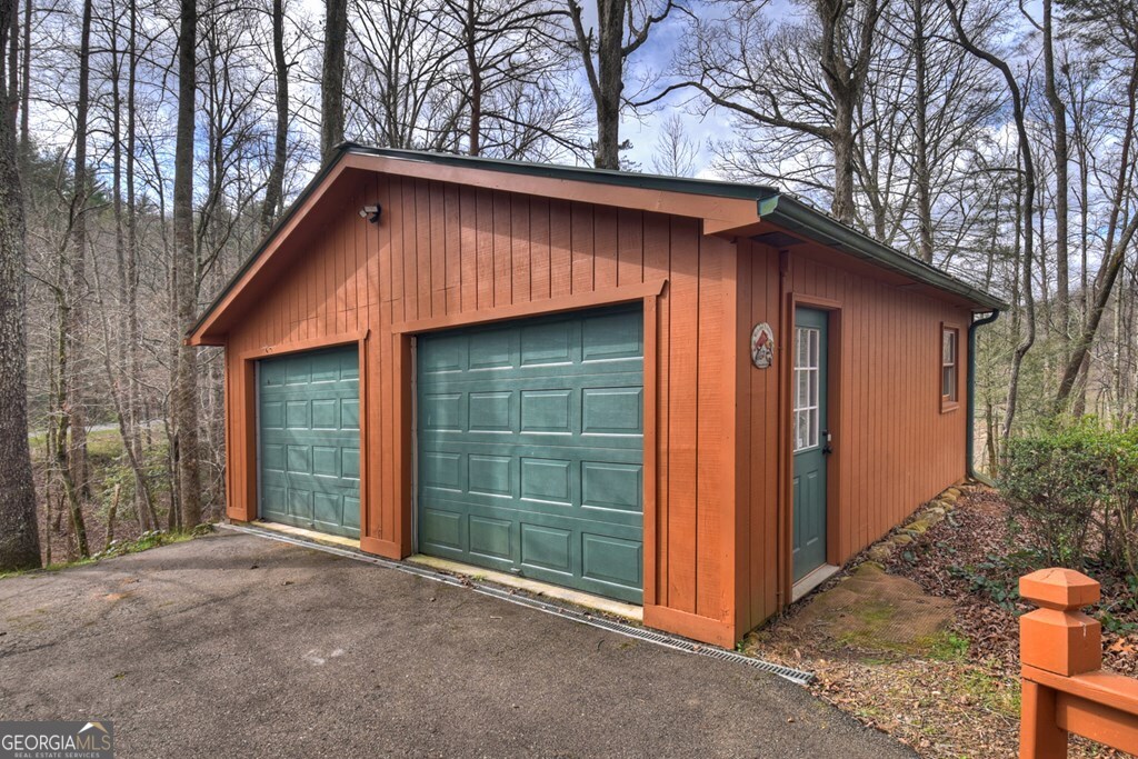 4081 Whitepath Road Ellijay GA 30540