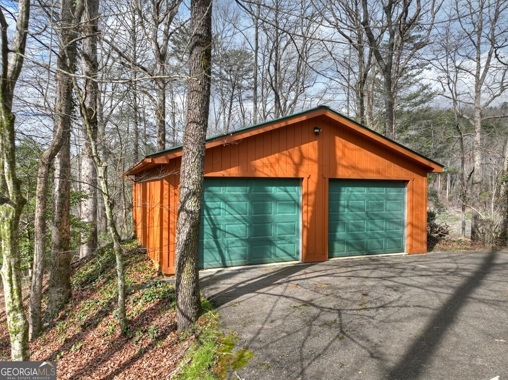 4081 Whitepath Road Ellijay GA 30540