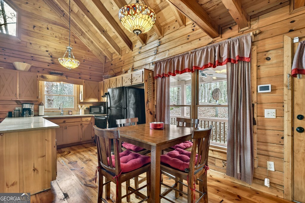 4081 Whitepath Road Ellijay GA 30540