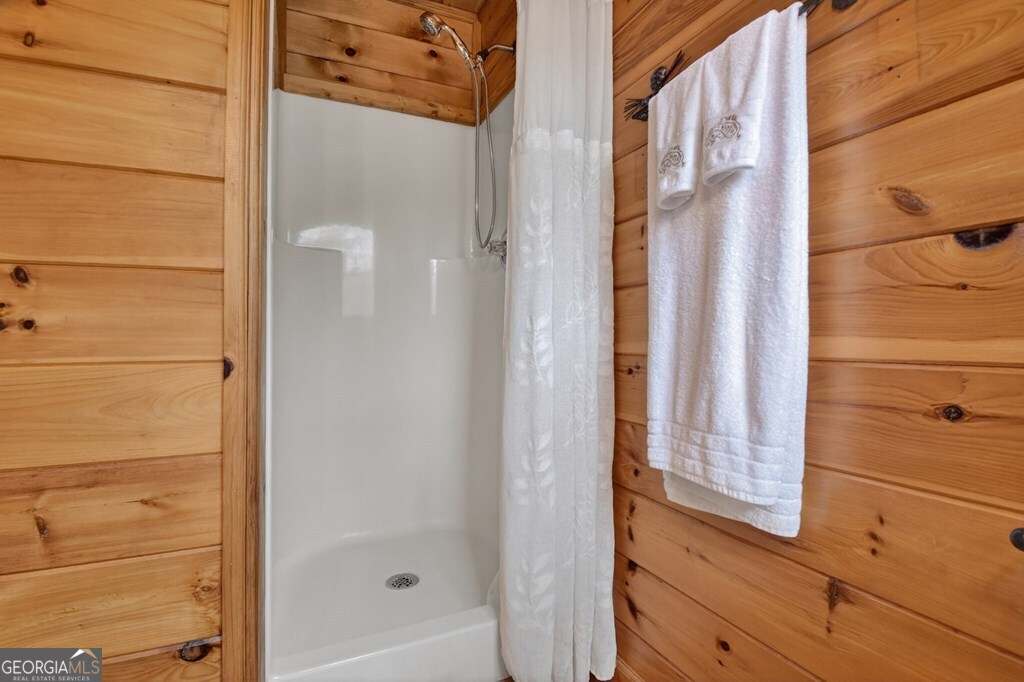 4081 Whitepath Road Ellijay GA 30540