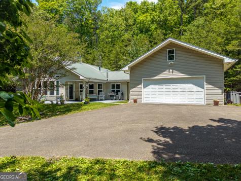 9121 Roy Road Ellijay GA 30536