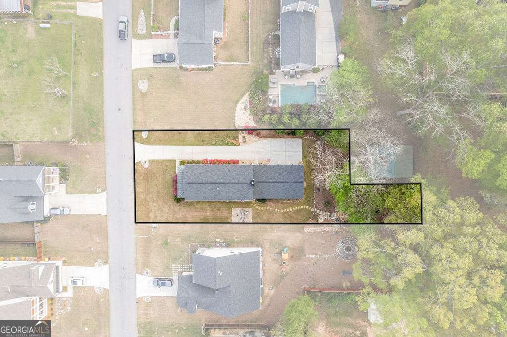99 Middle Street Senoia GA 30276