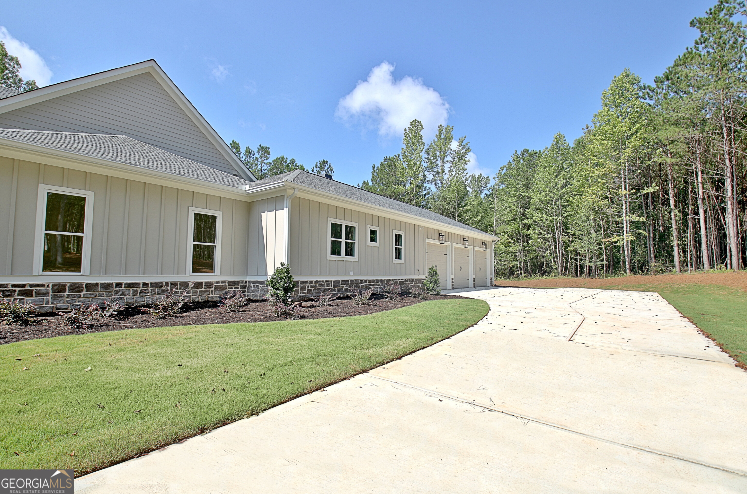 250 Bob Smith Road Sharpsburg GA 30277
