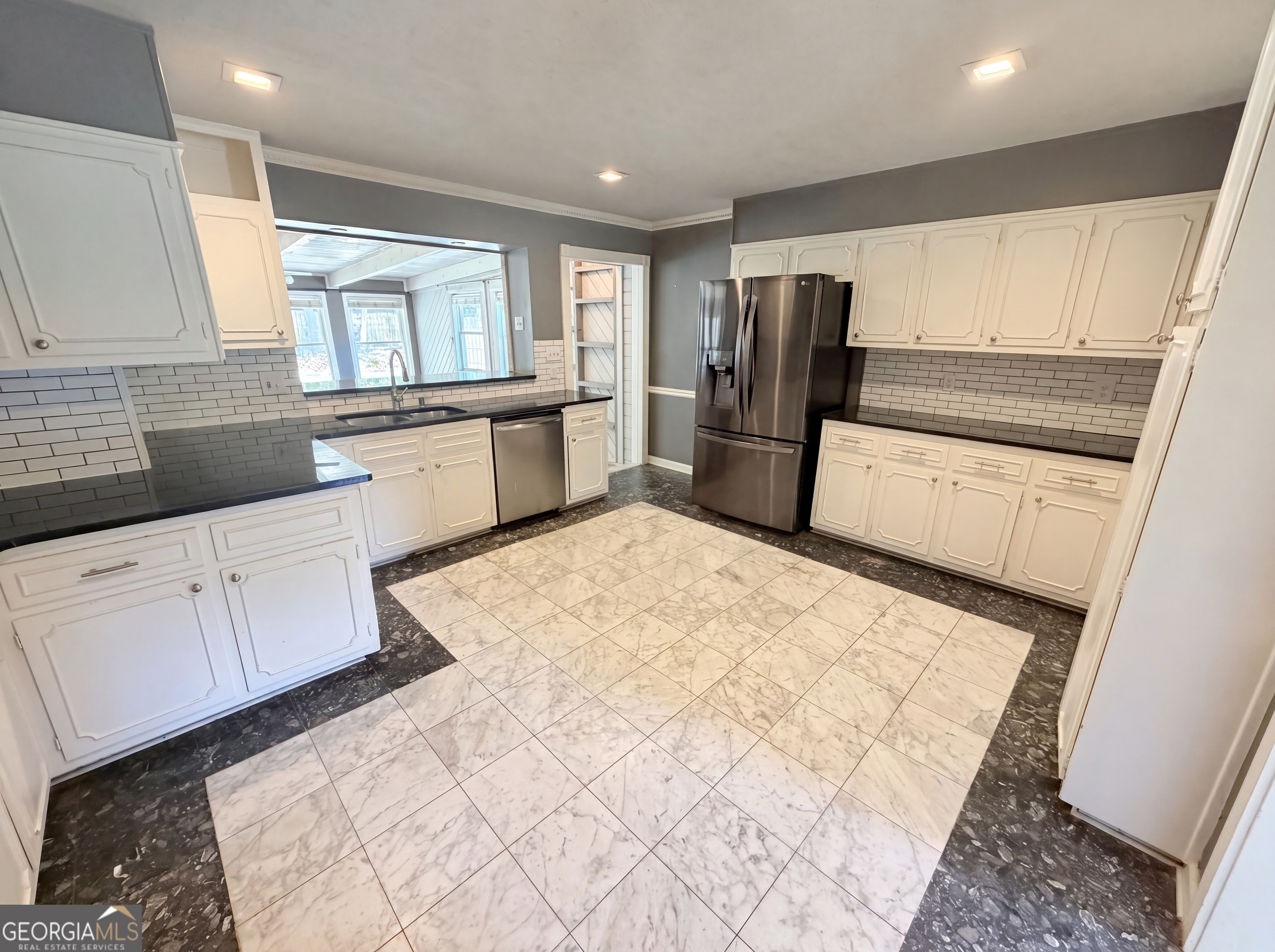 1663 Seayes Road SW Mableton GA 30126
