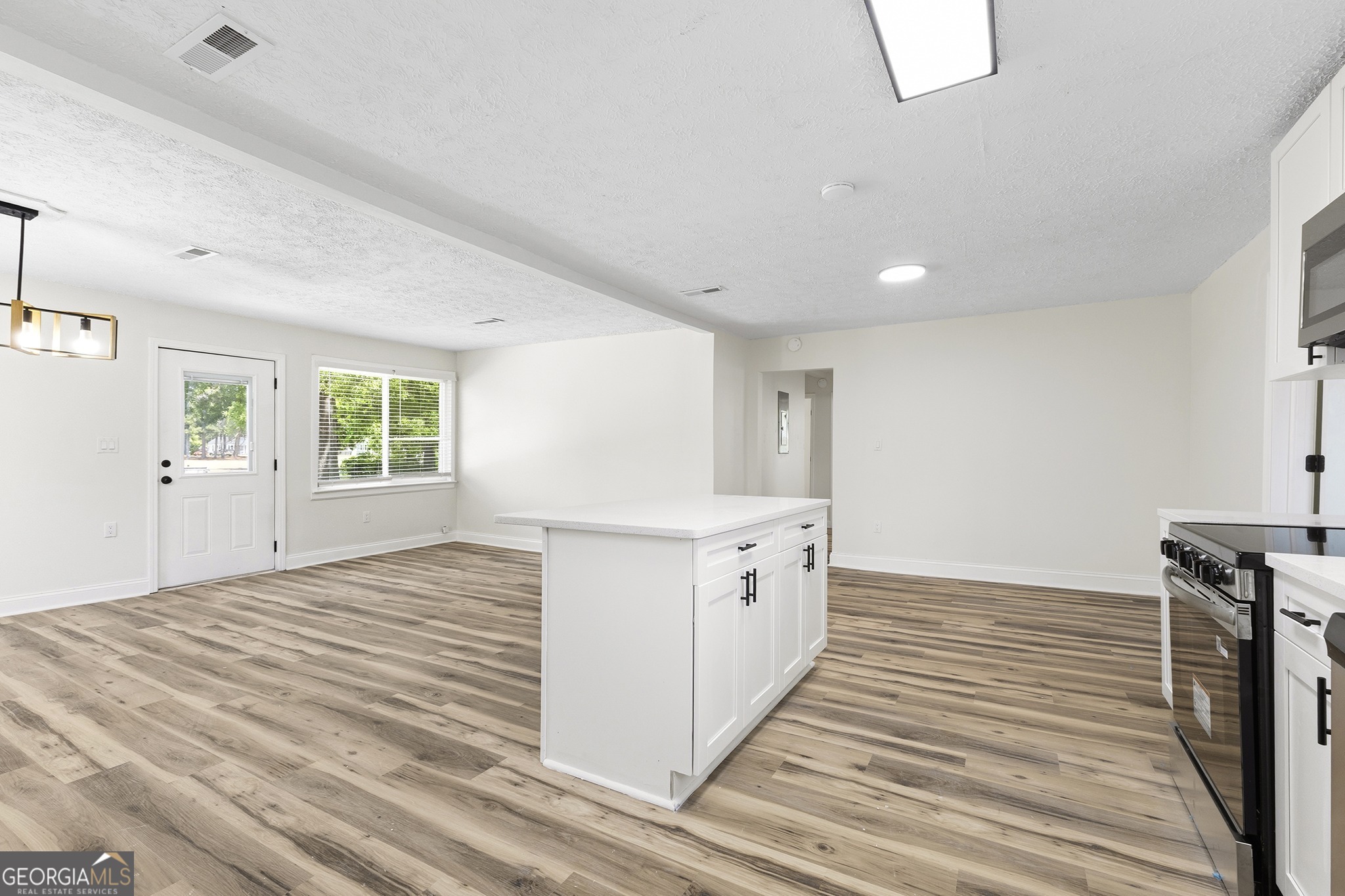 237 Suzanne Drive Warner Robins GA 31093