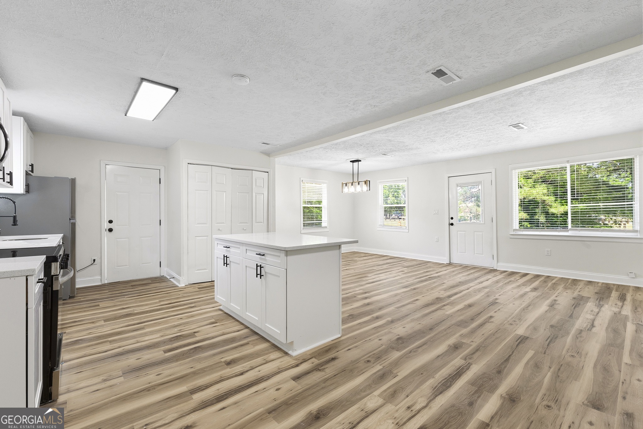 237 Suzanne Drive Warner Robins GA 31093