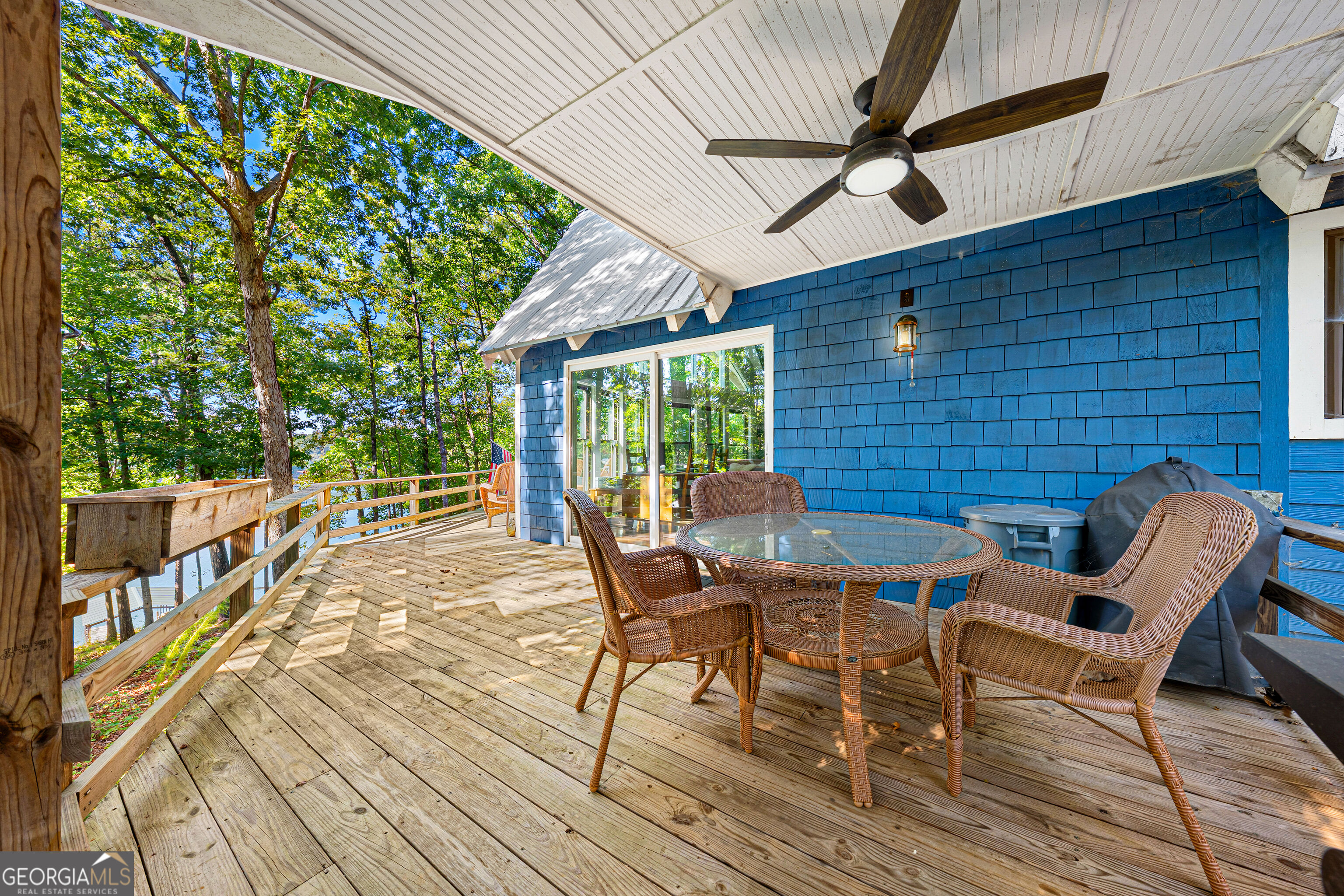 330 Paradise Point Road Hartwell GA 30643