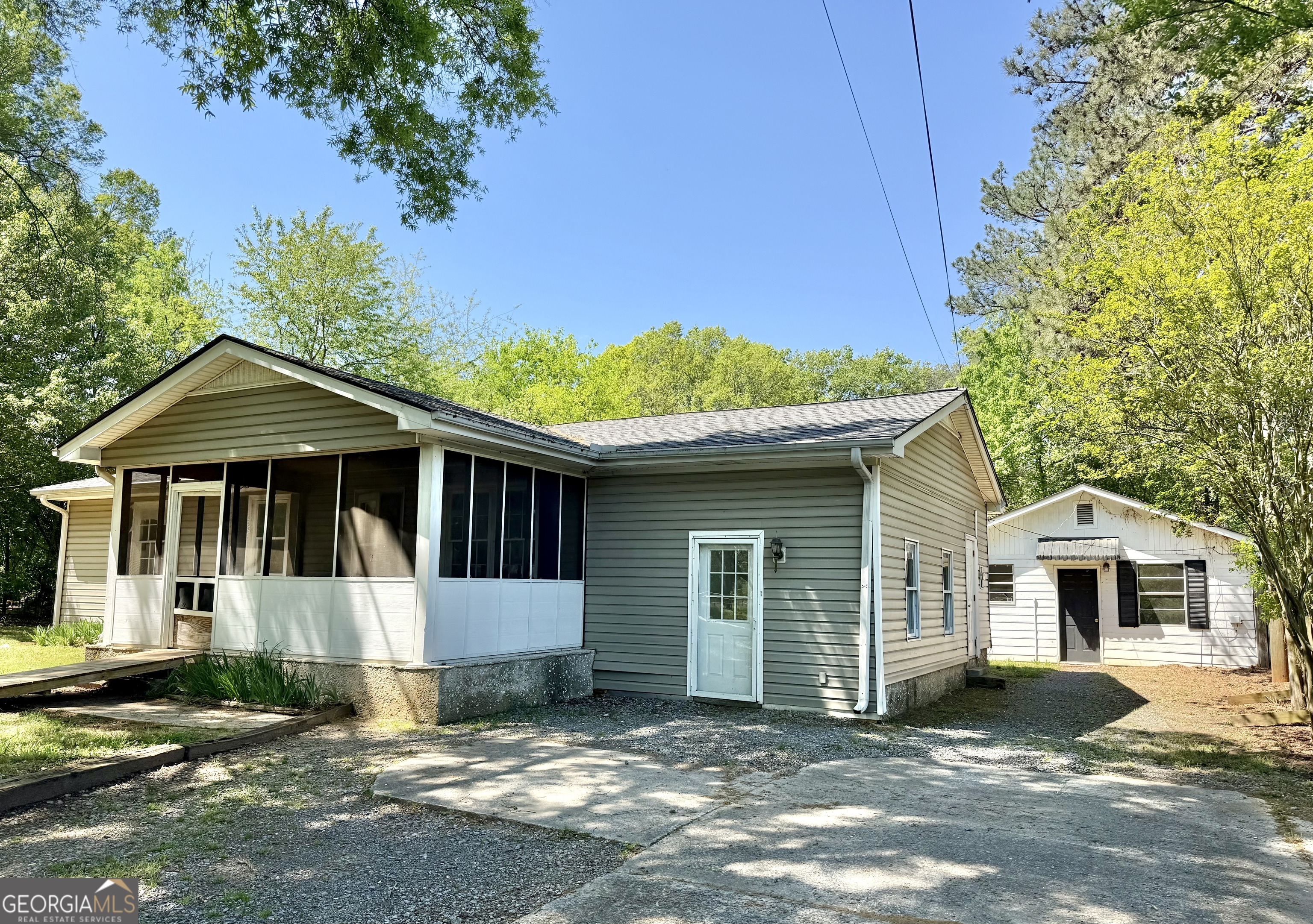 26 Plainview Drive SW Cartersville GA 30120