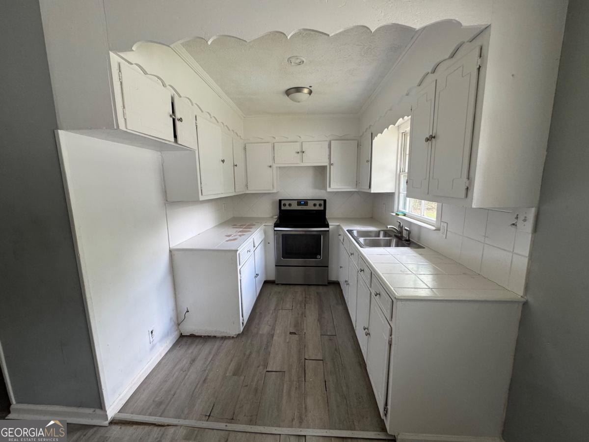 26 Plainview Drive SW Cartersville GA 30120
