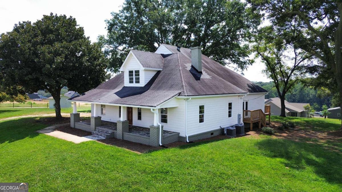 2985 Jackson Bridge Road Carnesville GA 30521