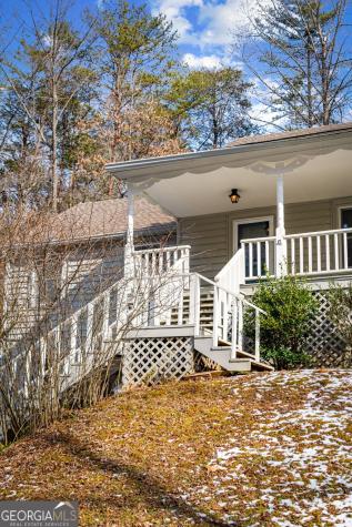 102 Captains Cove Blairsville GA 30512