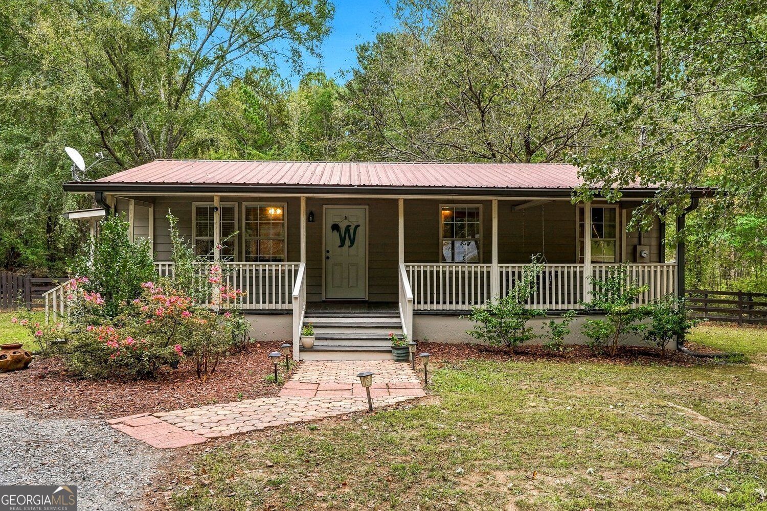 698 Spring Place Road NE White GA 30184