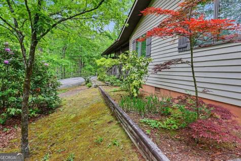 24 Taylor Valley Road Clayton GA 30525