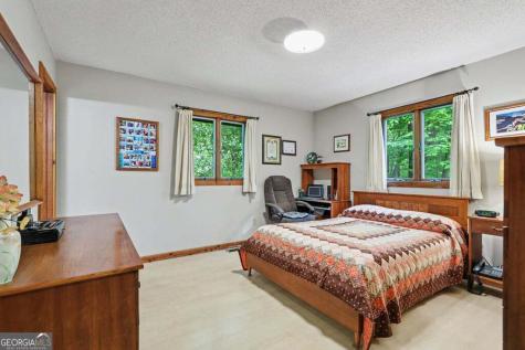 24 Taylor Valley Road Clayton GA 30525