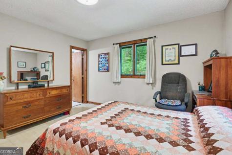 24 Taylor Valley Road Clayton GA 30525