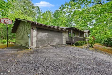 24 Taylor Valley Road Clayton GA 30525
