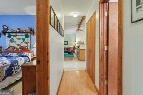 24 Taylor Valley Road Clayton GA 30525