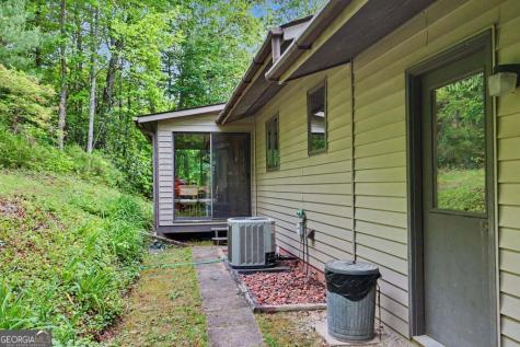24 Taylor Valley Road Clayton GA 30525