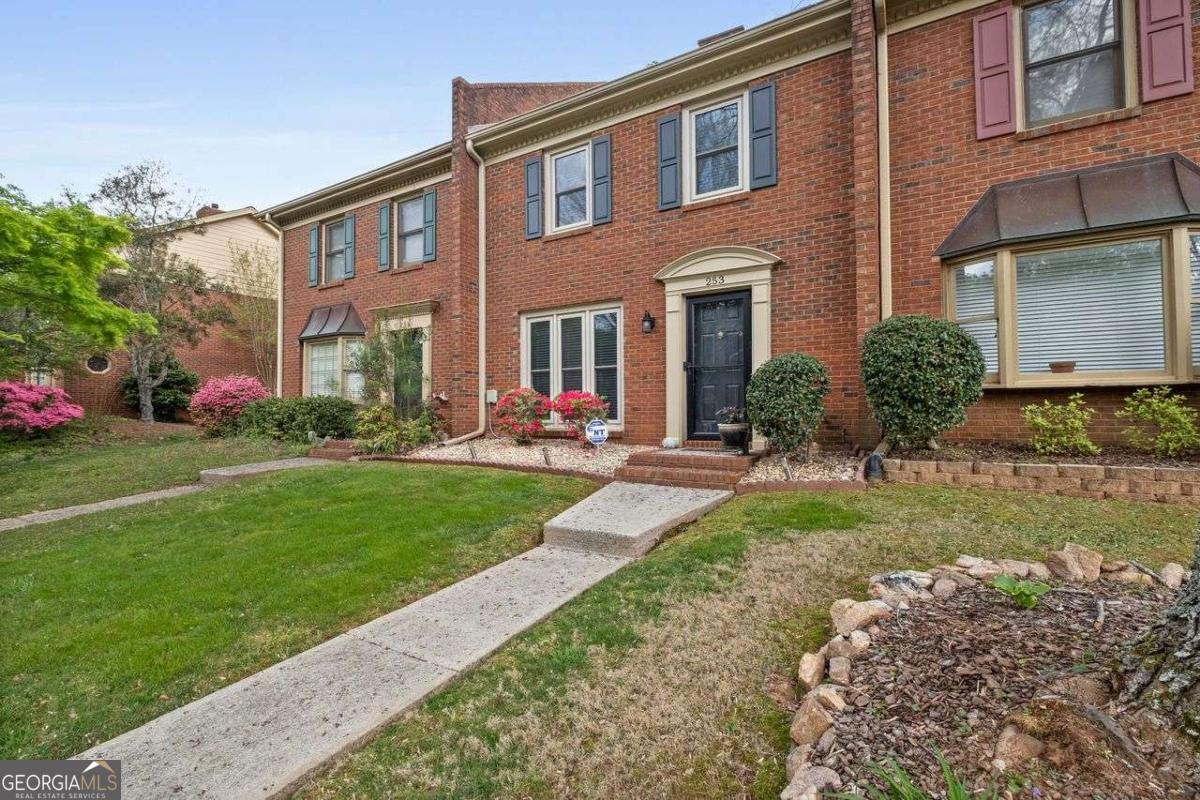 253 Braxton Place Tucker GA 30084
