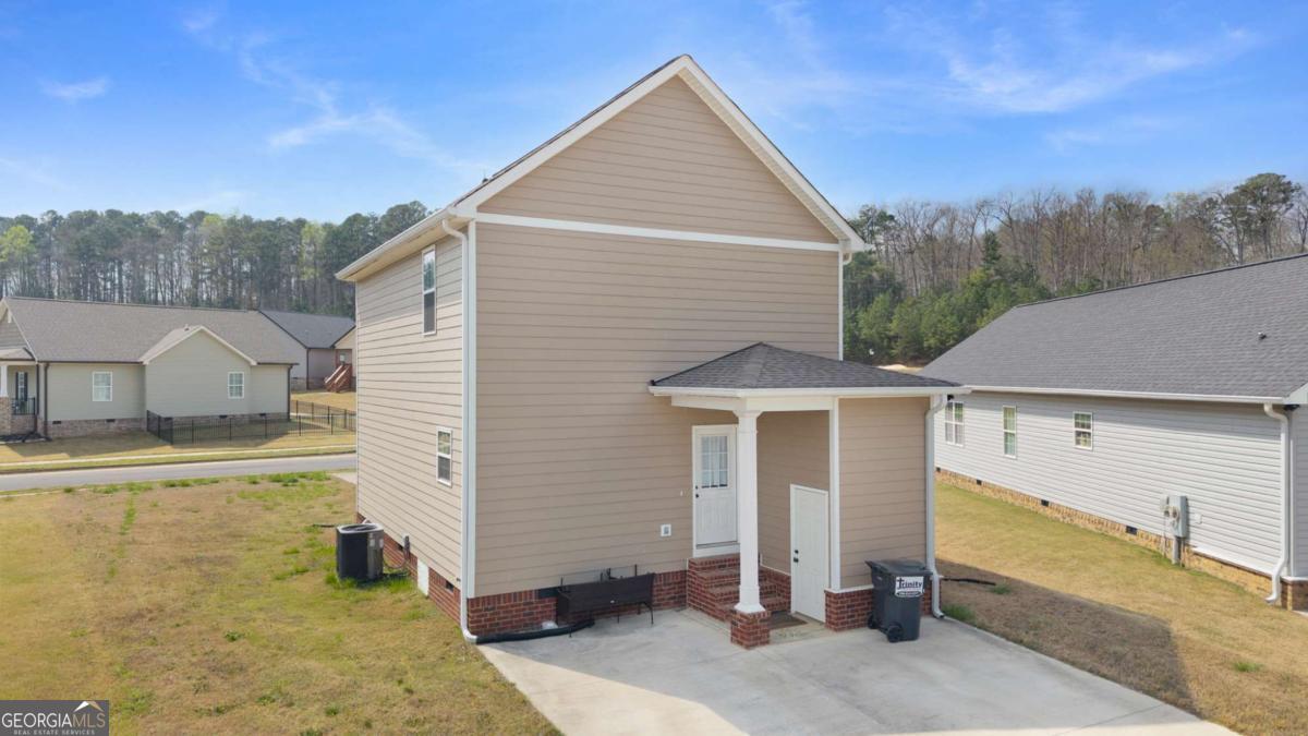 422 Coahulla Creek Drive Dalton GA 30721