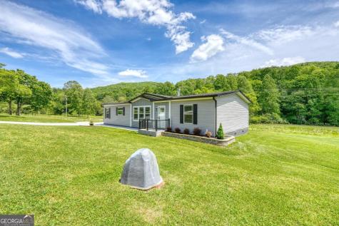 2514 Skeenah Gap Road Suches GA 30572