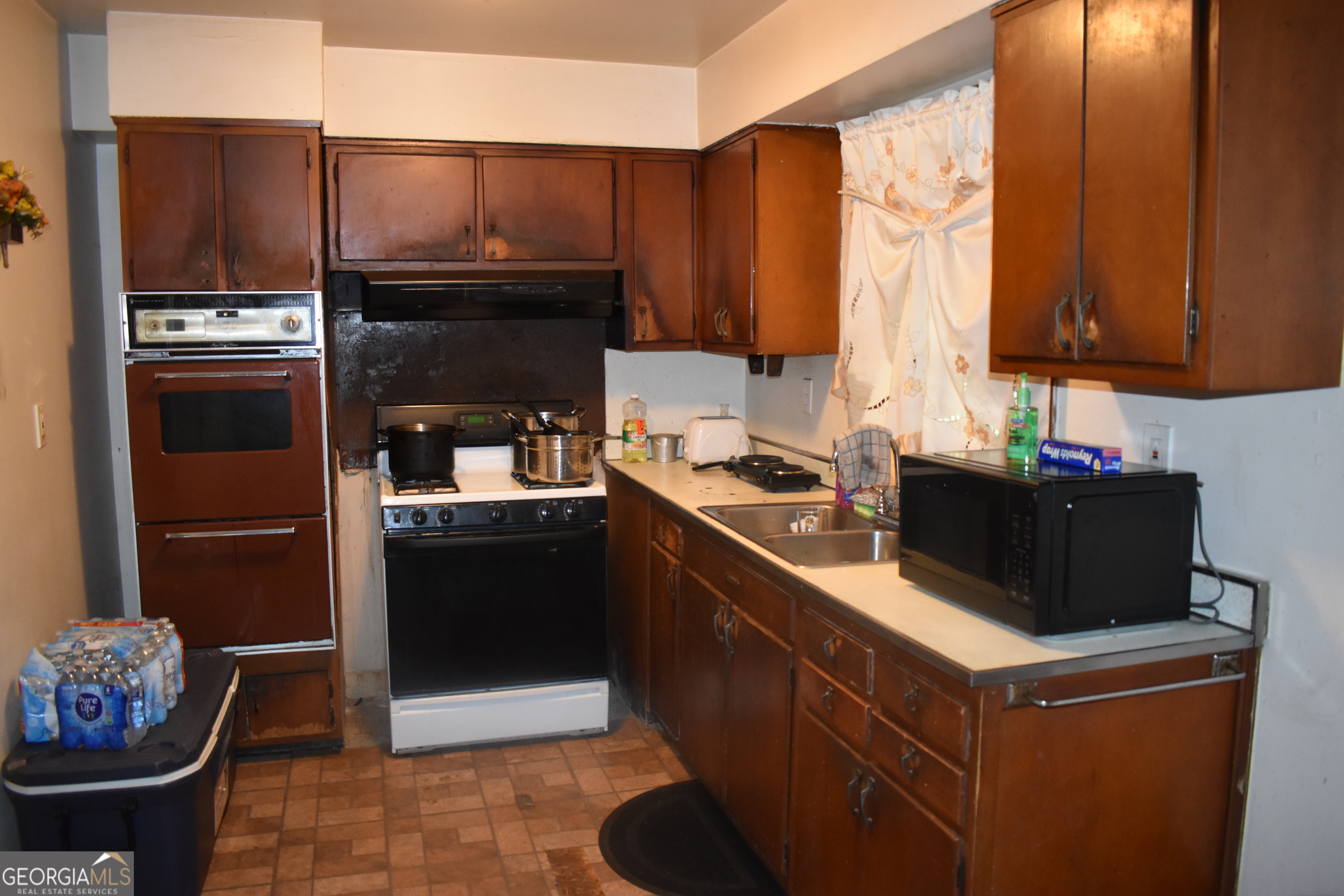 3197 Pennington Circle SW Atlanta GA 30354