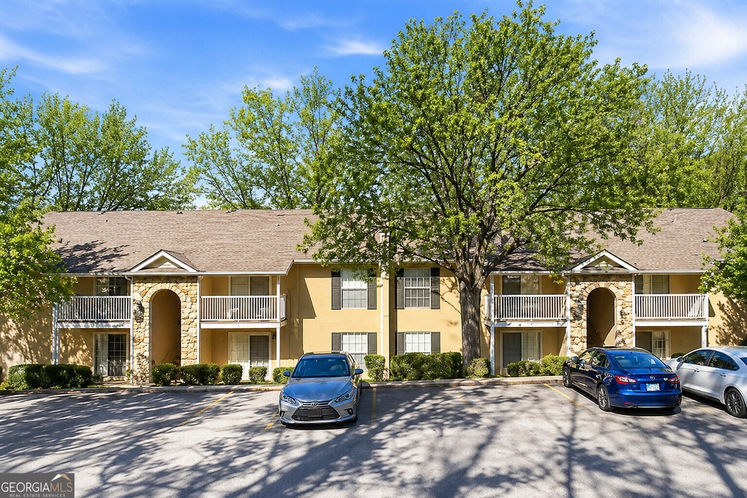 3120 Seven Pines #202 Court Atlanta GA 30339