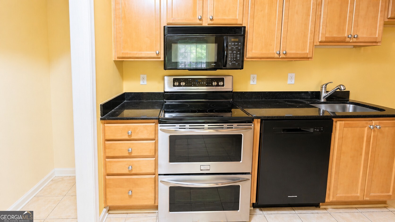 3120 Seven Pines #202 Court Atlanta GA 30339