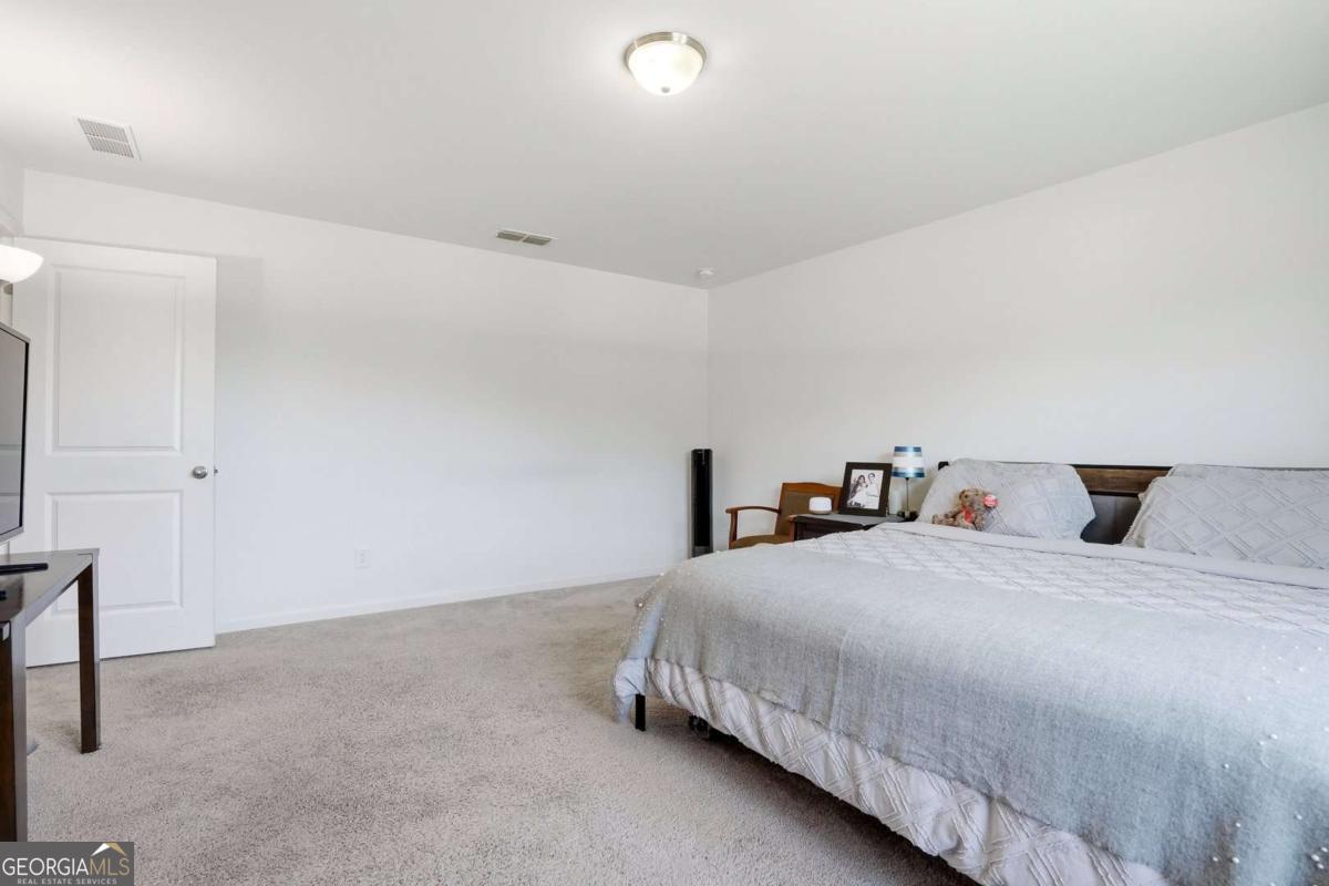 65 Knightsbridge Lane Winder GA 30680