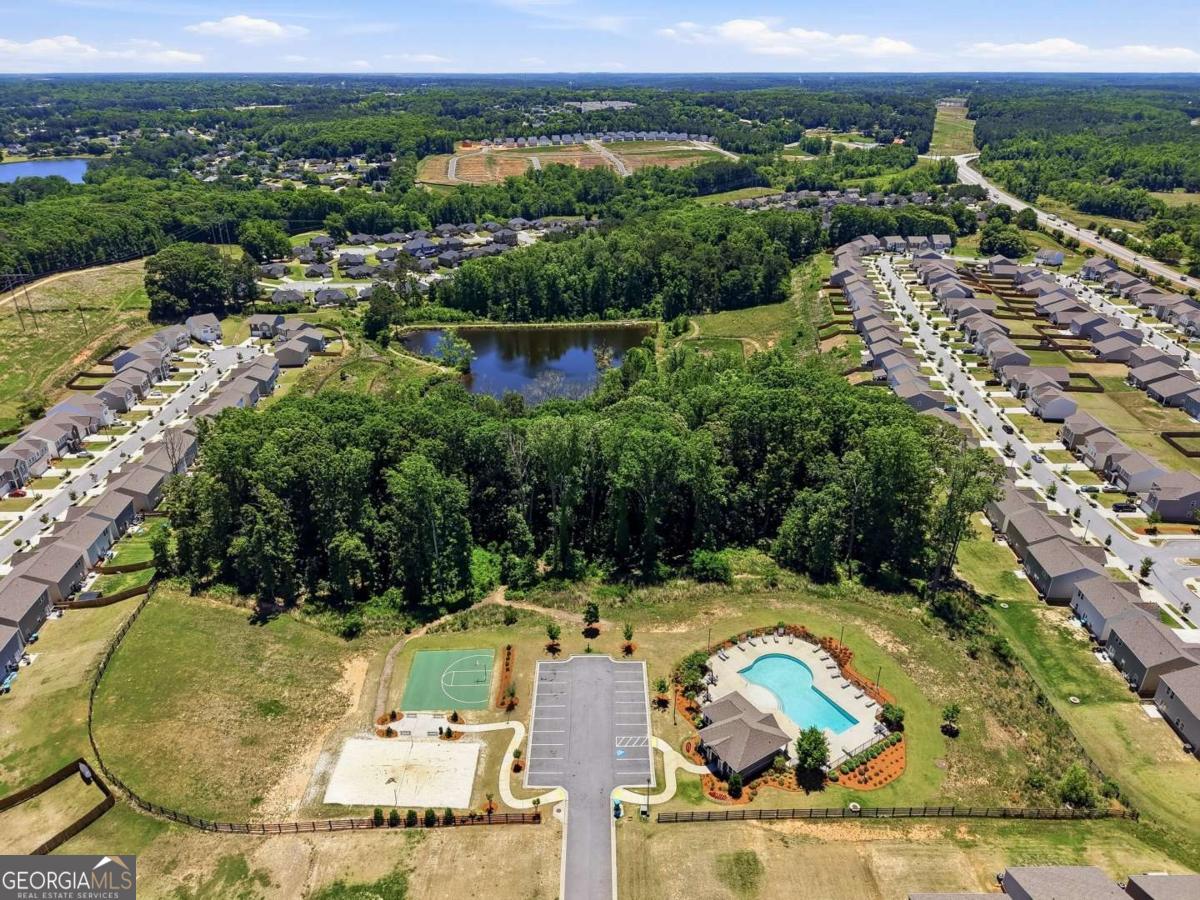 65 Knightsbridge Lane Winder GA 30680