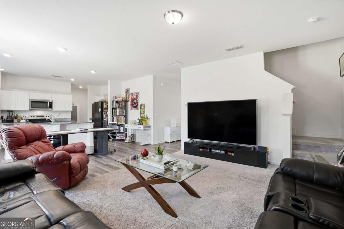 65 Knightsbridge Lane Winder GA 30680