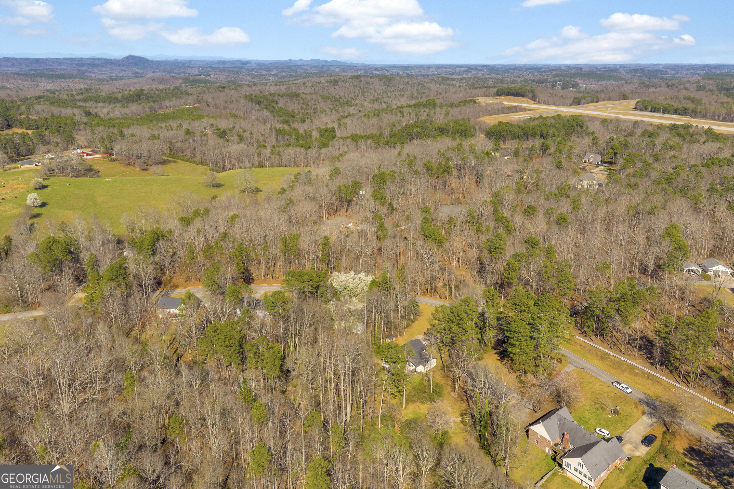 694 Lovers Lane Toccoa GA 30577