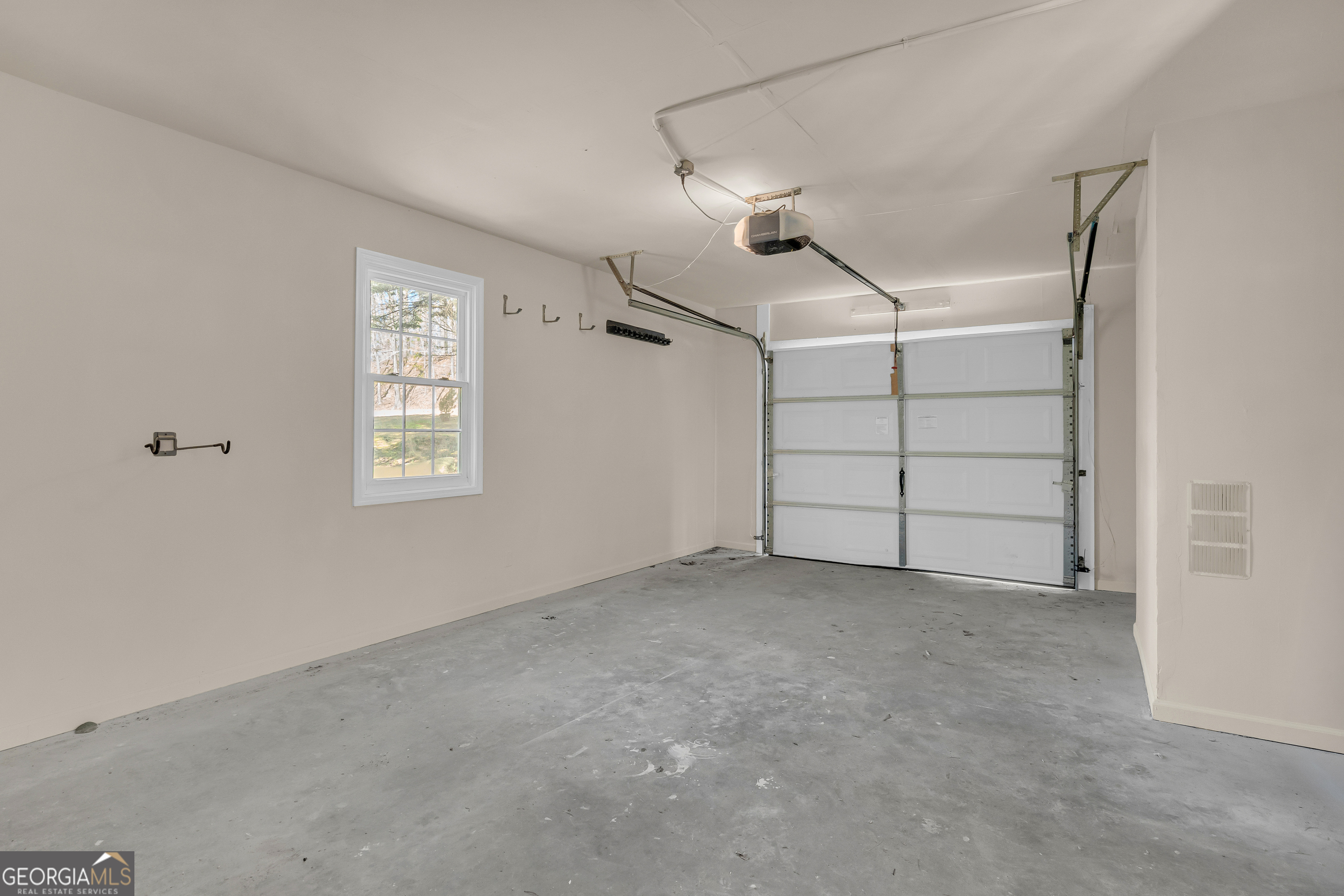694 Lovers Lane Toccoa GA 30577