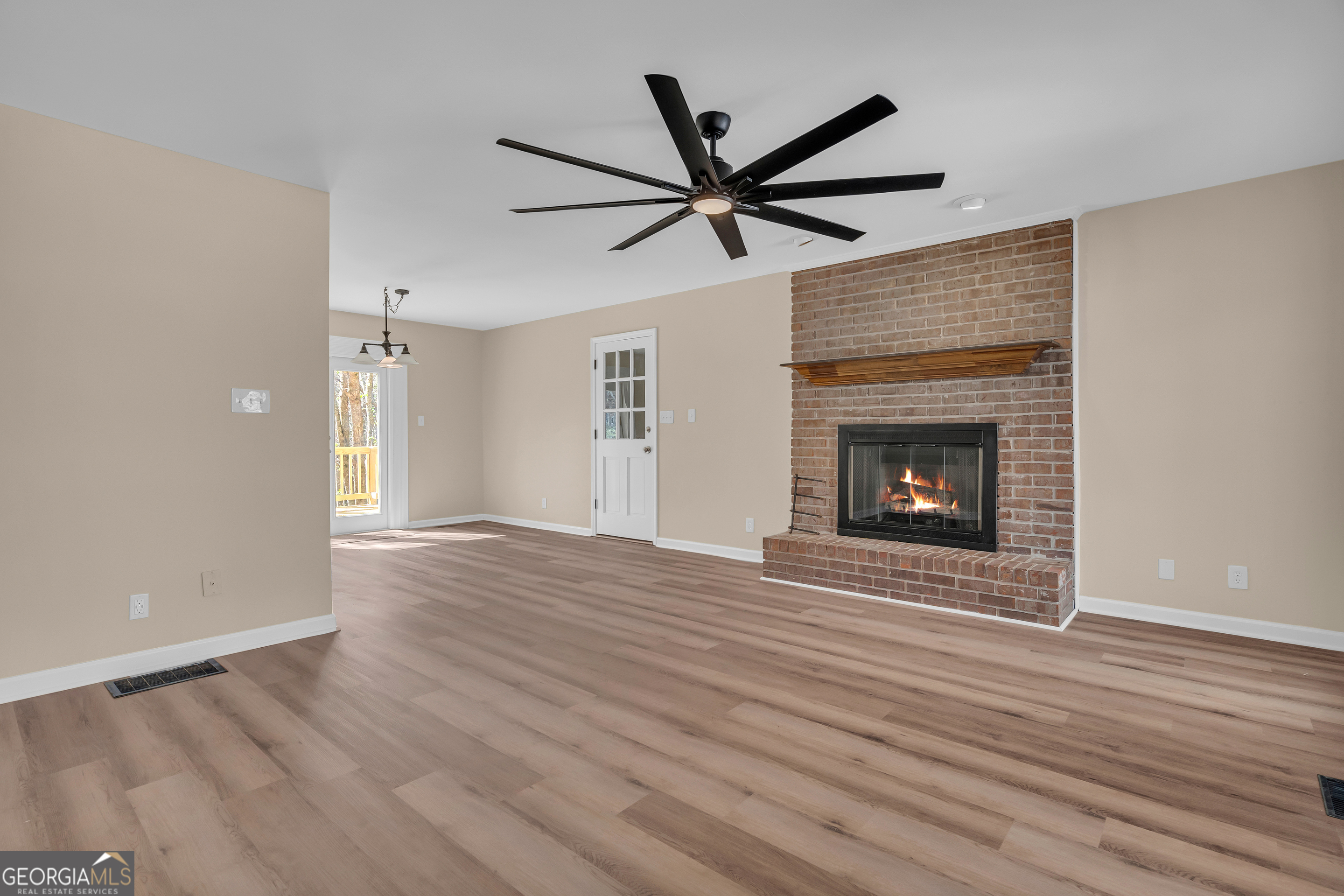 694 Lovers Lane Toccoa GA 30577