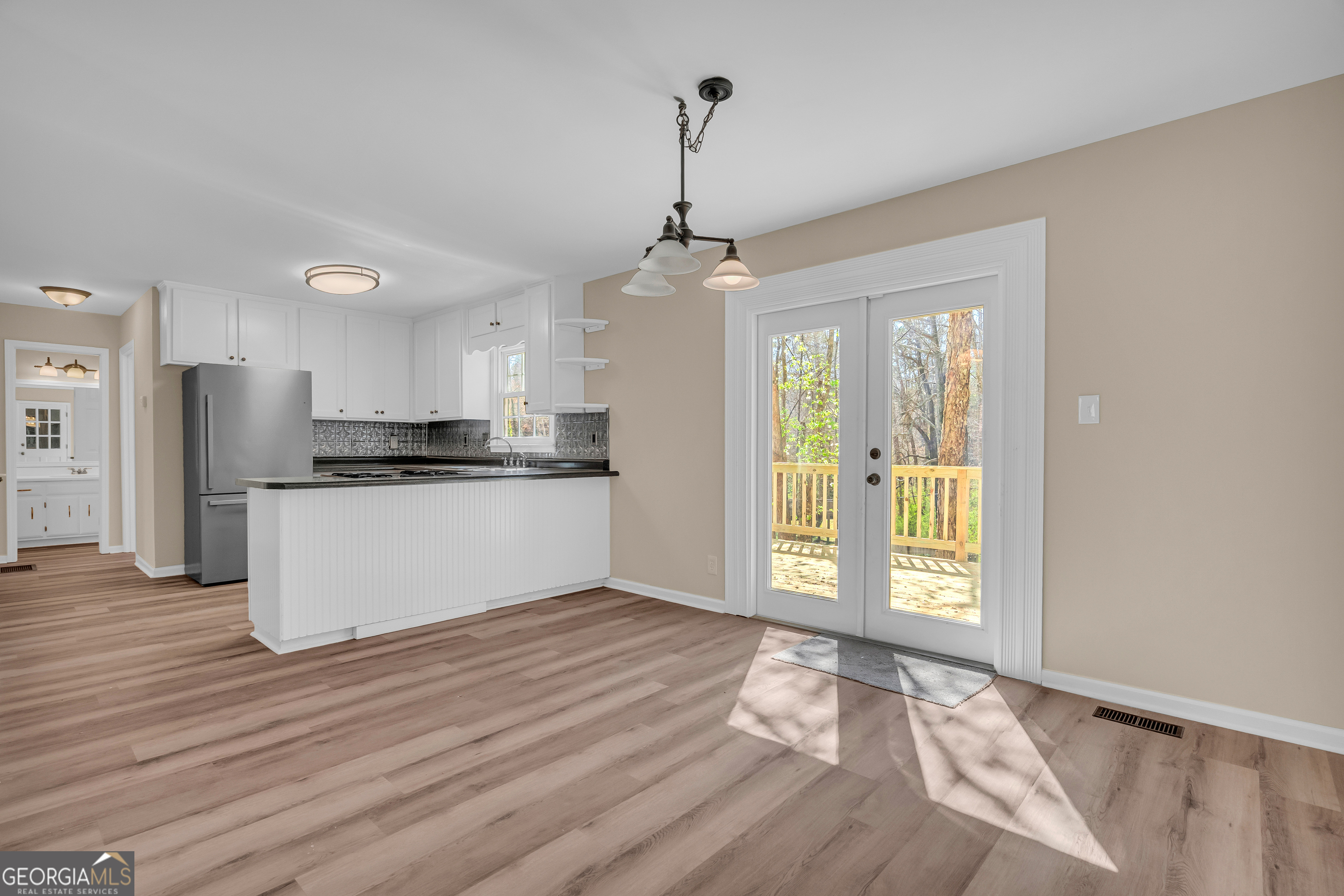 694 Lovers Lane Toccoa GA 30577