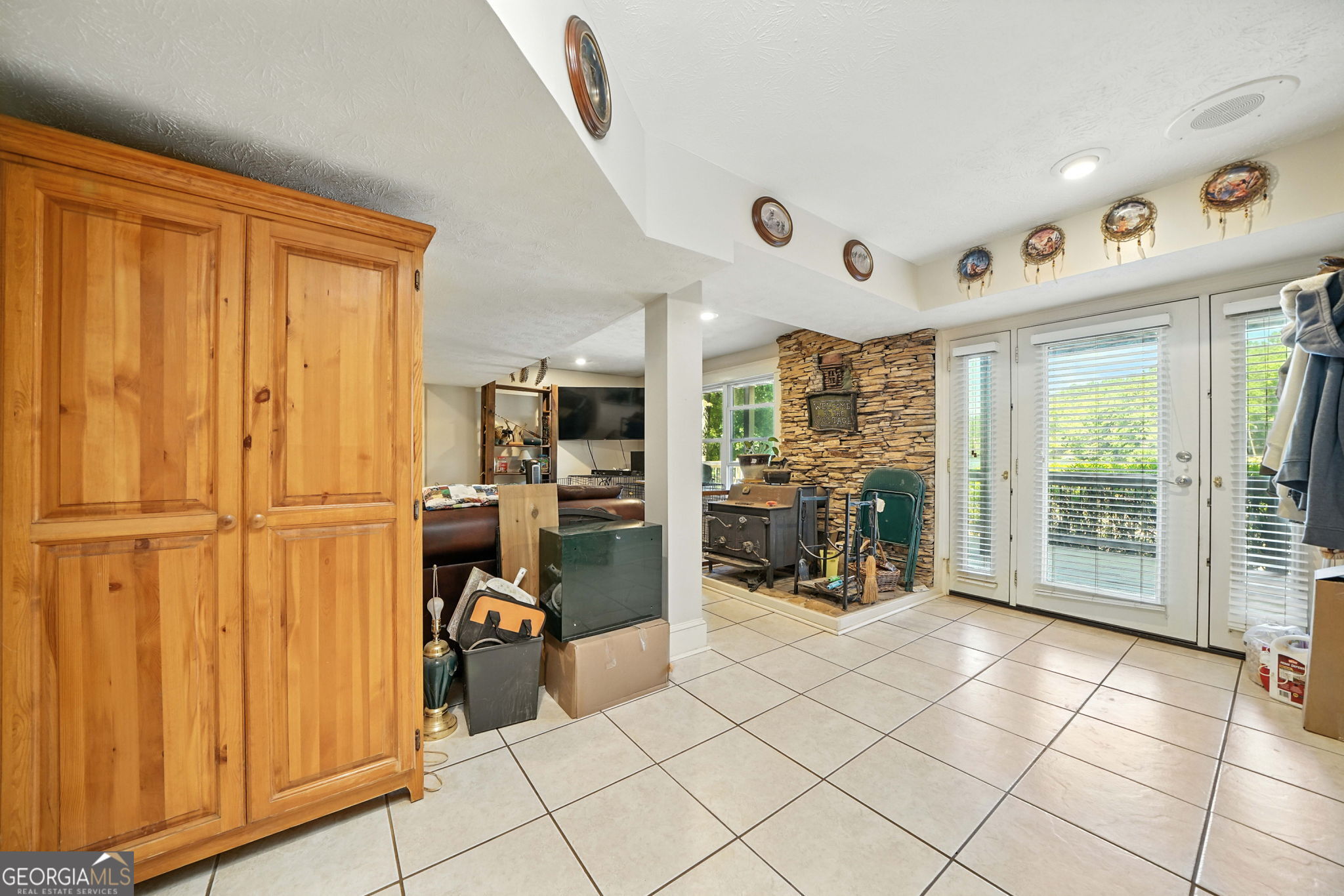 83 Twin Mountain Lake Circle Talking Rock GA 30175
