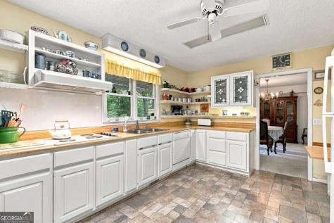 718 Ben Higgins Road Dahlonega GA 30533