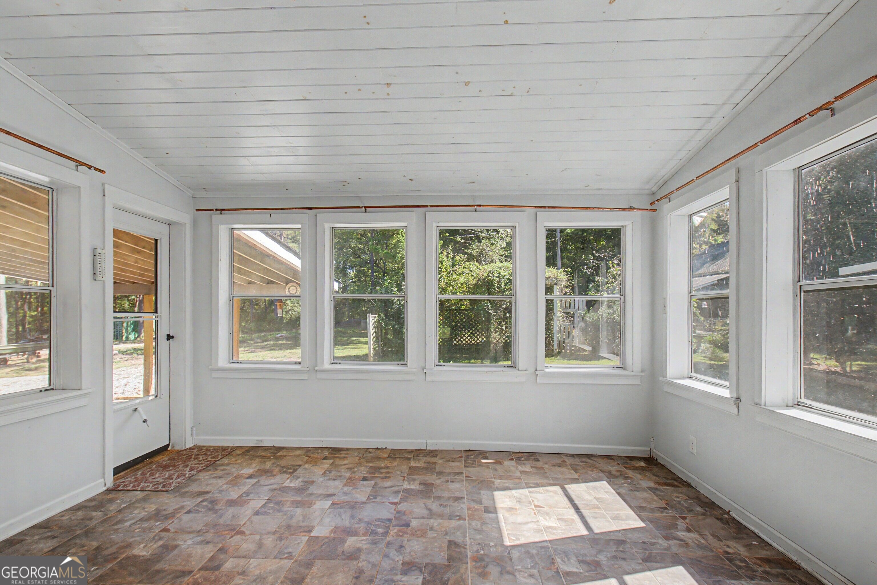 1735 Highway 85 Senoia GA 30276