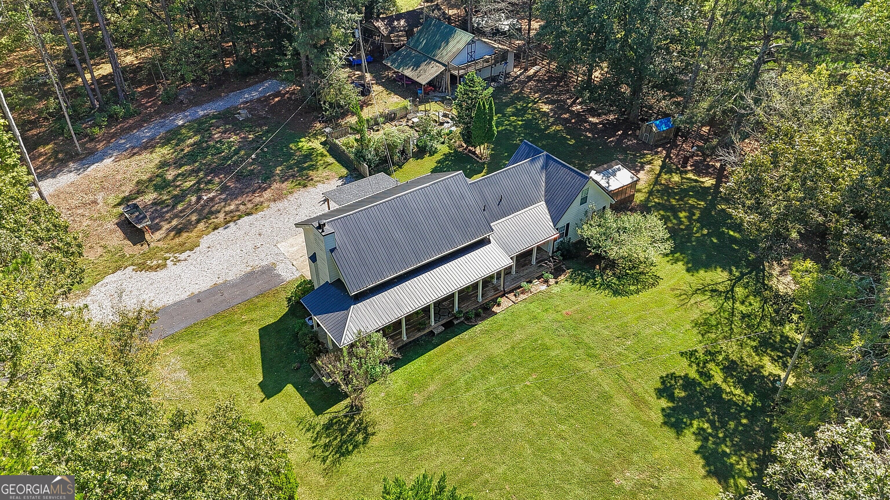 1735 Highway 85 Senoia GA 30276