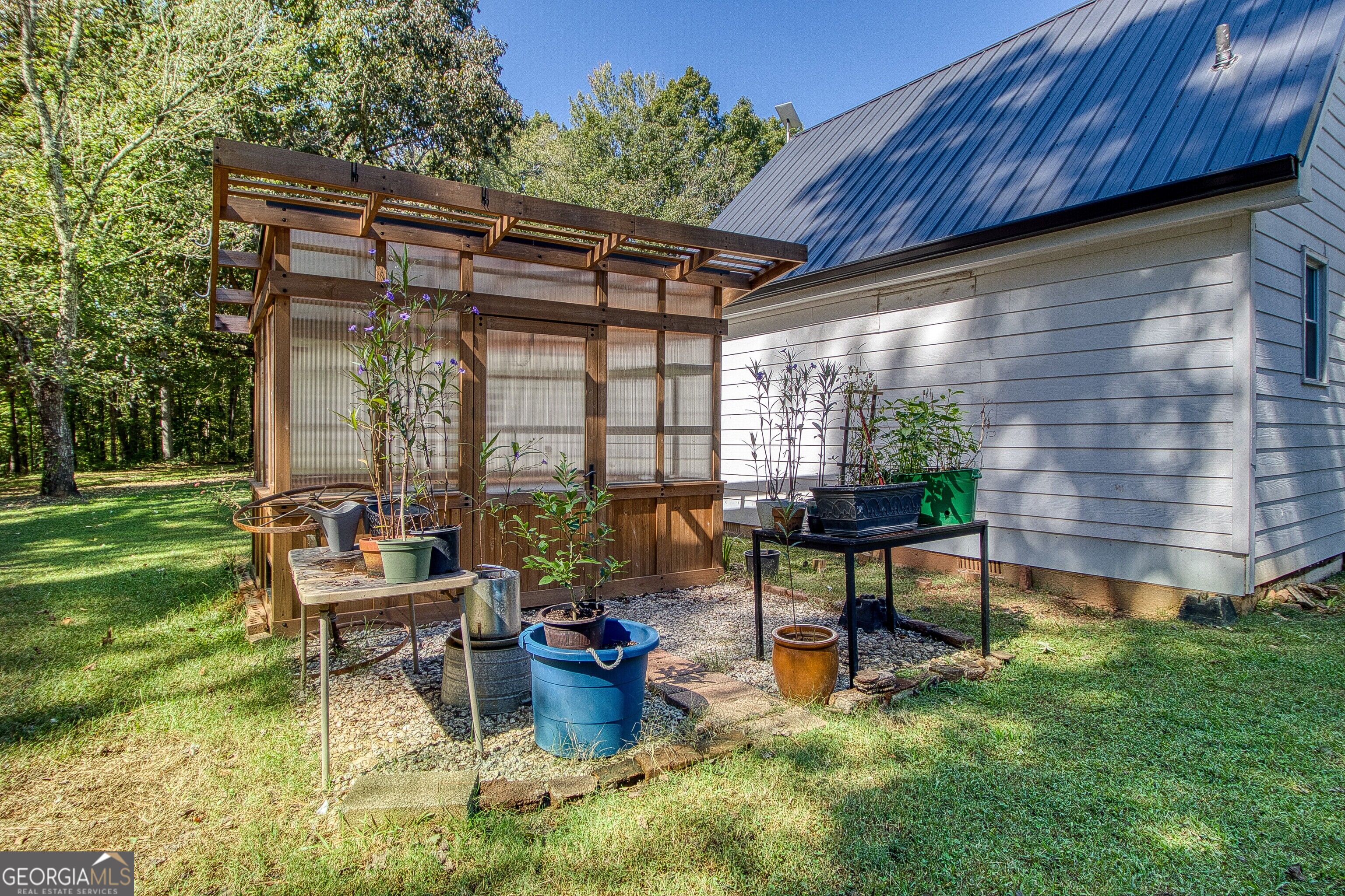 1735 Highway 85 Senoia GA 30276
