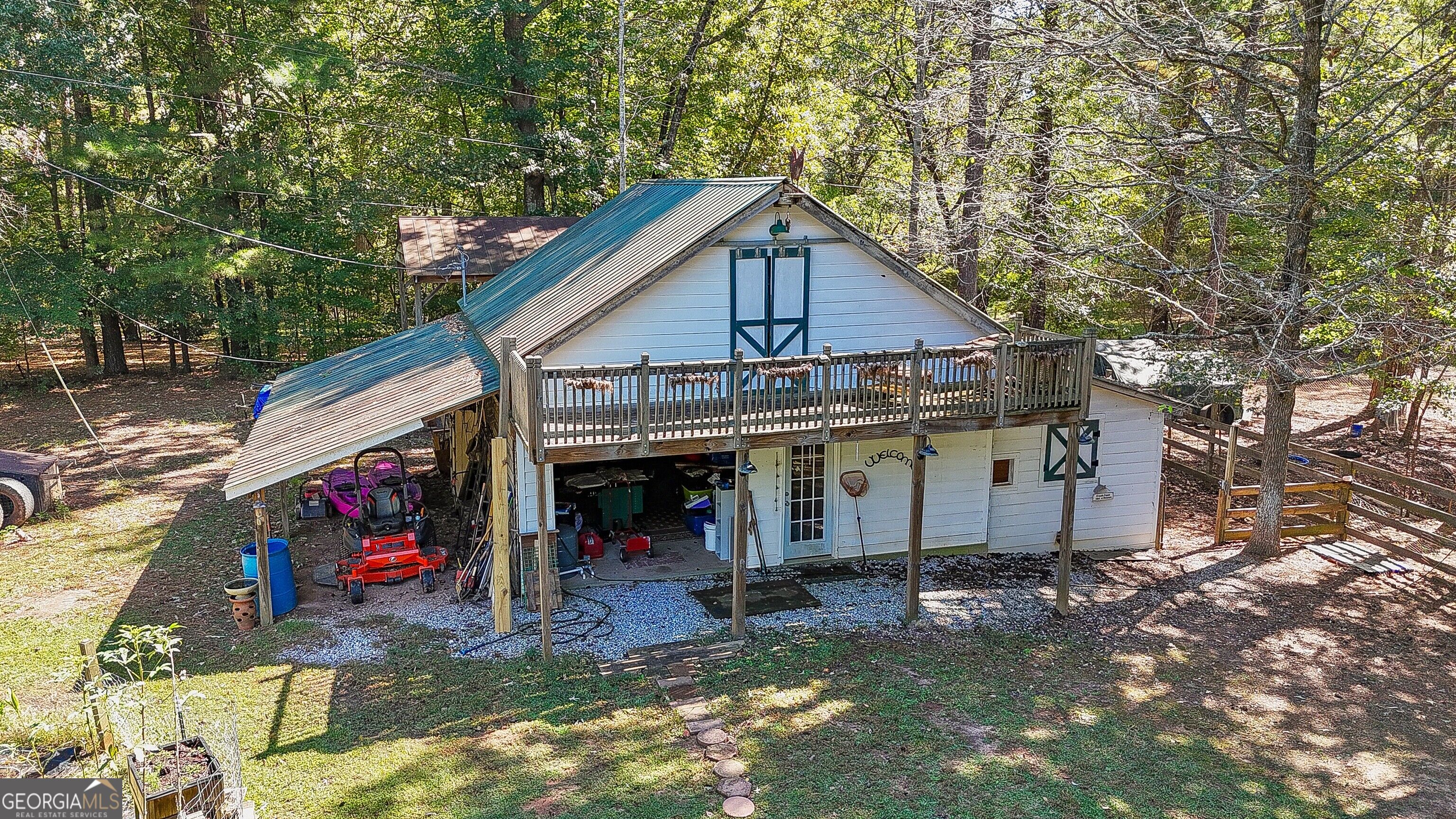 1735 Highway 85 Senoia GA 30276