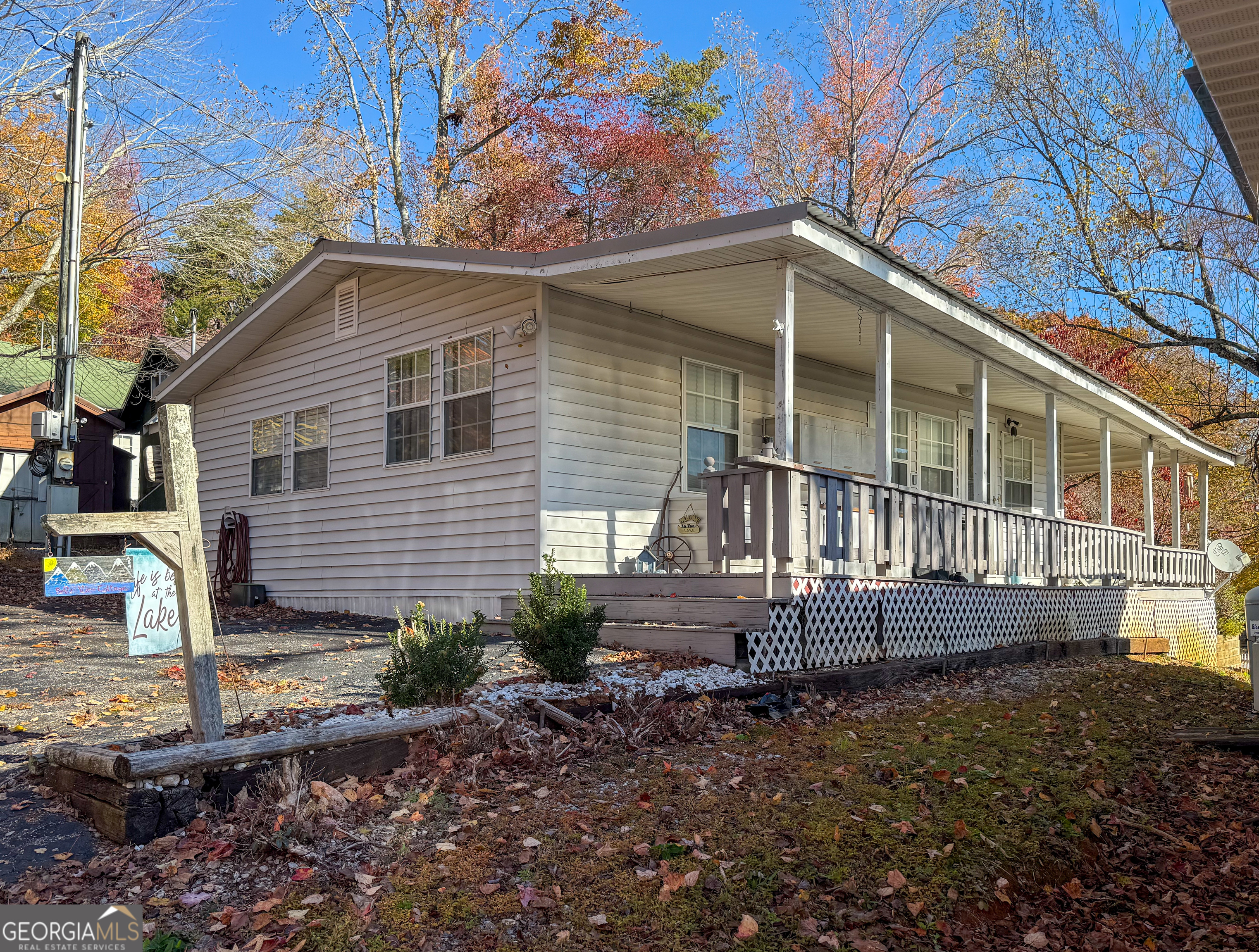 988 Mountain Shadows Drive Cleveland GA 30528