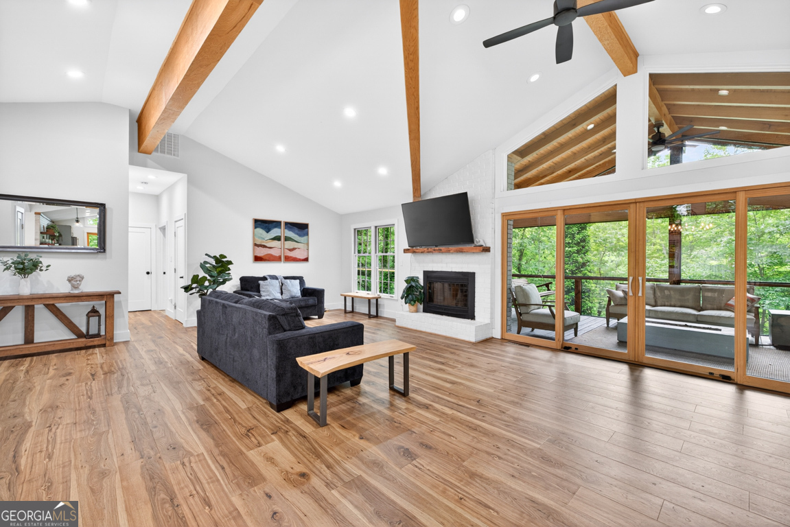 3327 Hickory Point Gainesville GA 30506