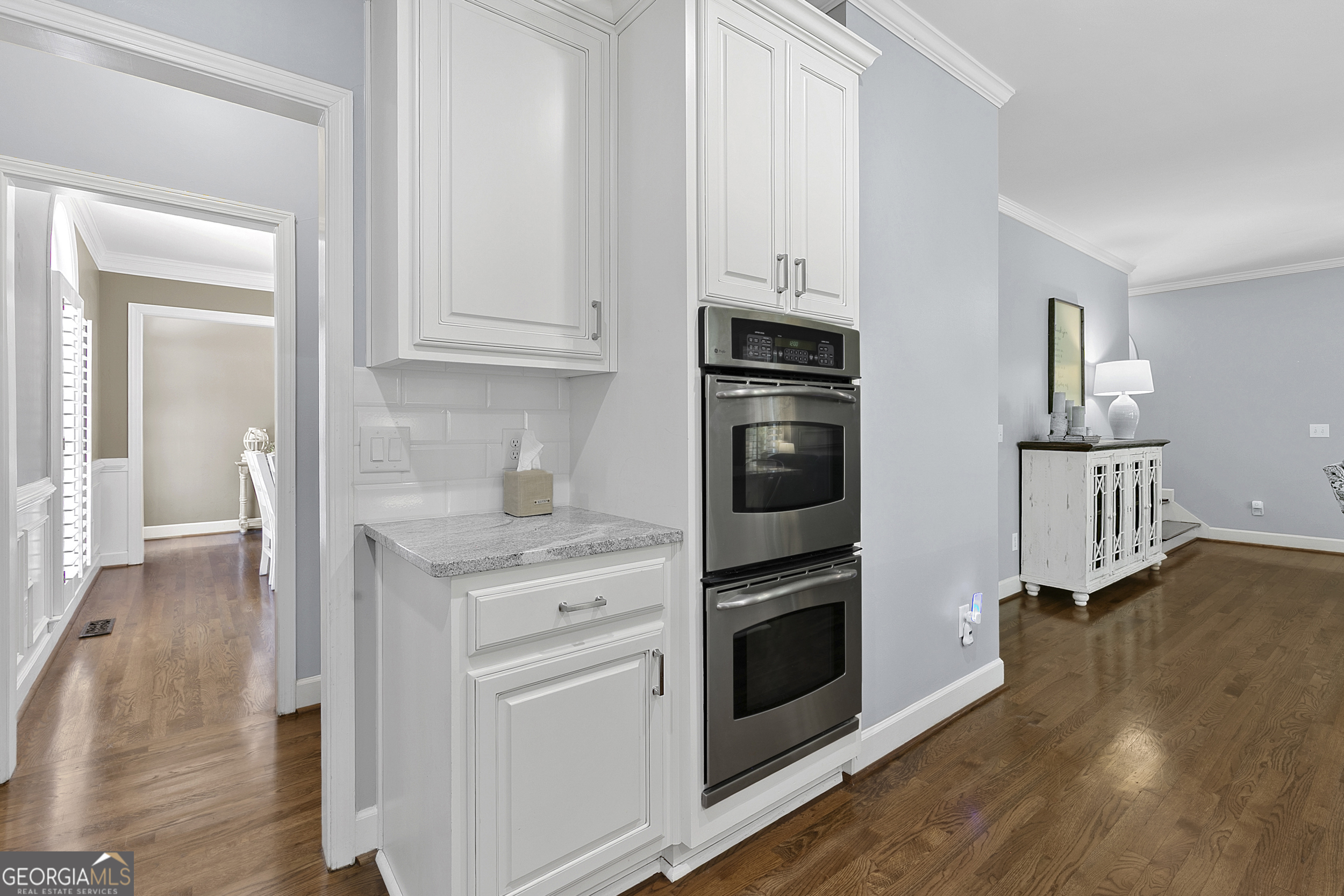 2135 Whittingham Court Roswell GA 30075